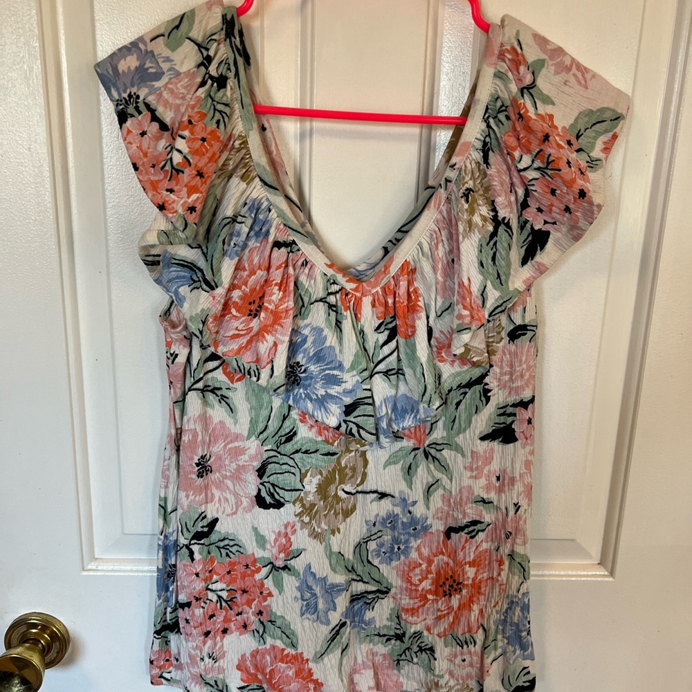Floral V-Neck Women's Top from Loft - Med
